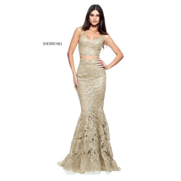 SHERRI HILL #51192 2pc ✨Gold✨ Lace Gown! - Picture 7 of 8